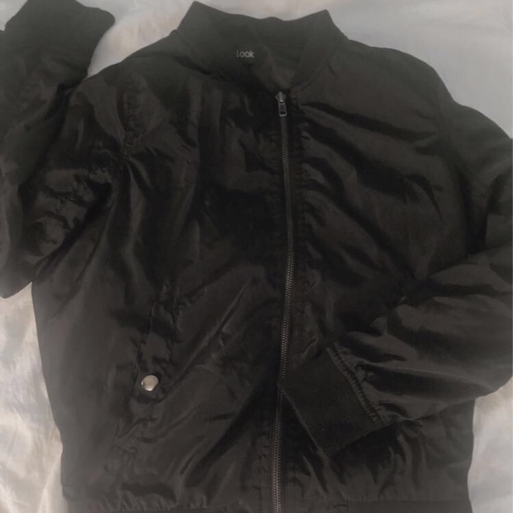 black bomber jacket